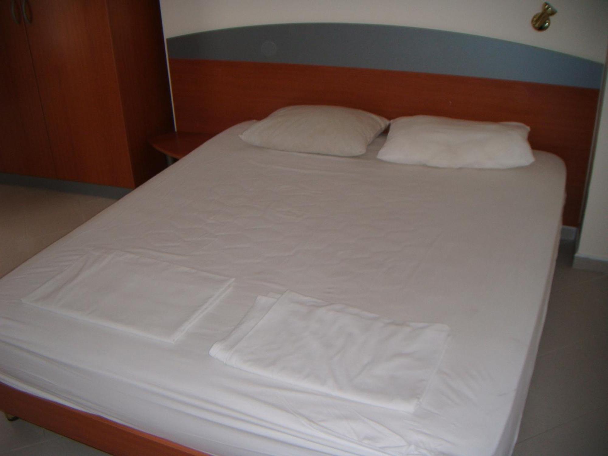 Hotel Babeva Sveti Vlas Bagian luar foto