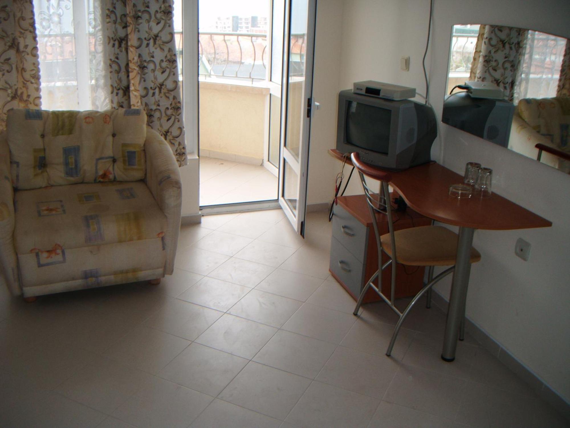 Hotel Babeva Sveti Vlas Bagian luar foto