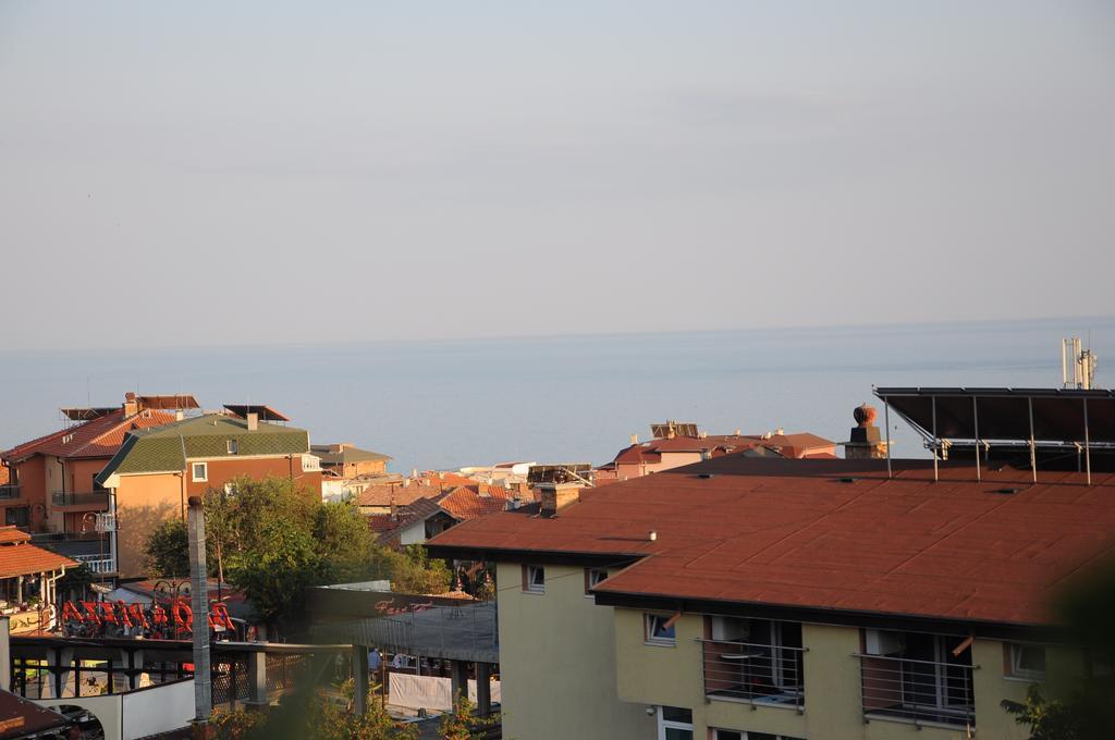 Hotel Babeva Sveti Vlas Bagian luar foto