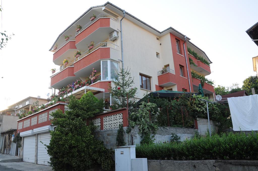 Hotel Babeva Sveti Vlas Bagian luar foto